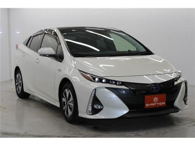 TOYOTA PRIUS PHV 2019 Image 31