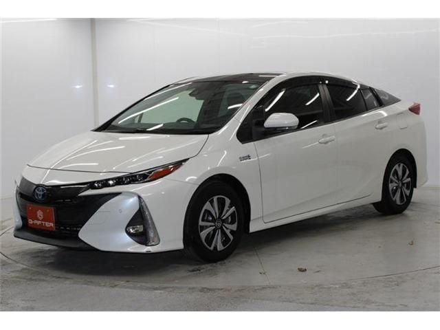 TOYOTA PRIUS PHV 2019 Image 31