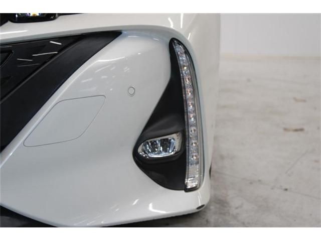 TOYOTA PRIUS PHV 2019 Image 31