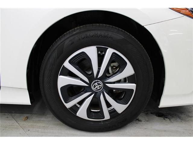 TOYOTA PRIUS PHV 2019 Image 31