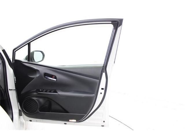 TOYOTA PRIUS PHV 2019 Image 31