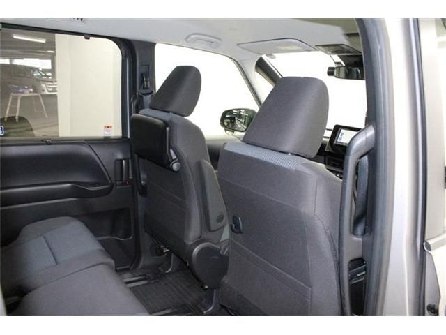 TOYOTA NOAH 2022 Image 31