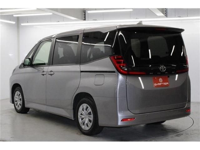 TOYOTA NOAH 2022 Image 31