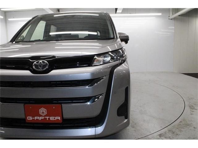 TOYOTA NOAH 2022 Image 31