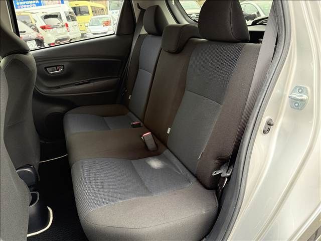 TOYOTA VITZ 2016 Image 31