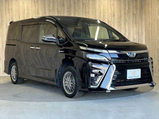 TOYOTA VOXY HYBRID 2019 Image 31