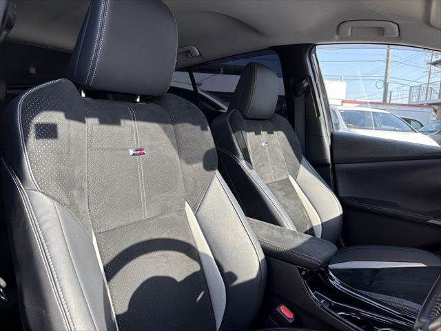 TOYOTA PRIUS PHV 2018 Image 31