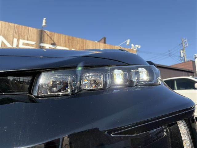 TOYOTA PRIUS PHV 2018 Image 31