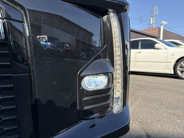 TOYOTA PRIUS PHV 2018 Image 31