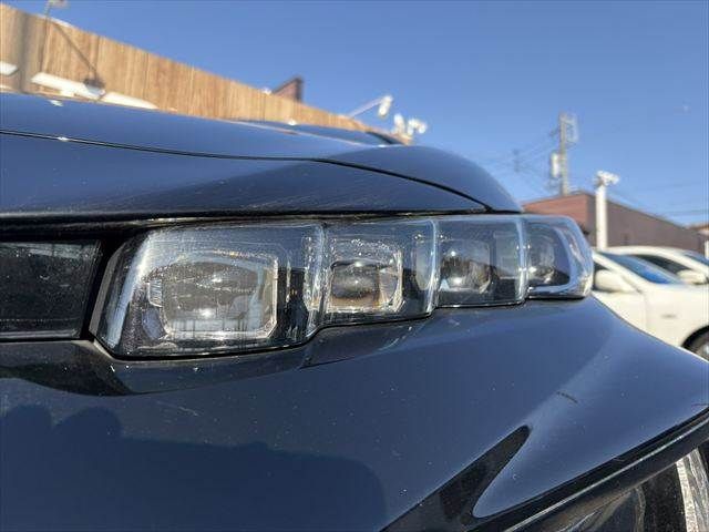 TOYOTA PRIUS PHV 2018 Image 31