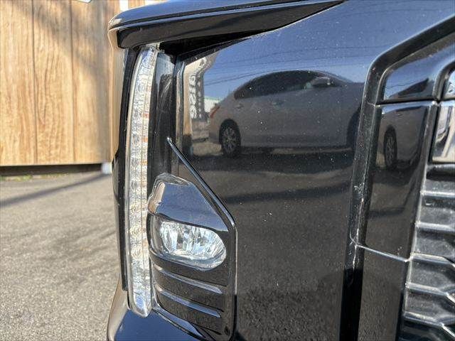 TOYOTA PRIUS PHV 2018 Image 31