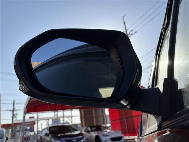 TOYOTA PRIUS PHV 2018 Image 31