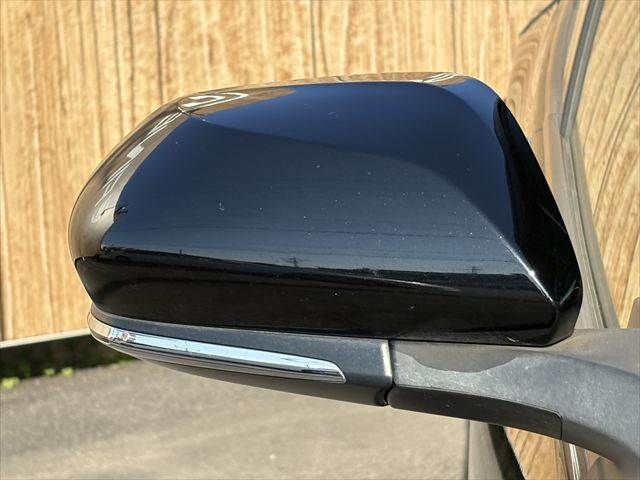 TOYOTA PRIUS PHV 2018 Image 31