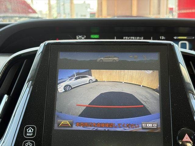 TOYOTA PRIUS PHV 2017 Image 31