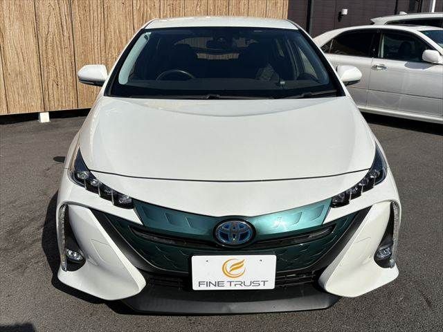 TOYOTA PRIUS PHV 2017 Image 31