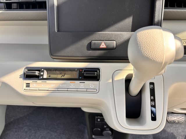 SUZUKI WAGON R 2025 Image 31