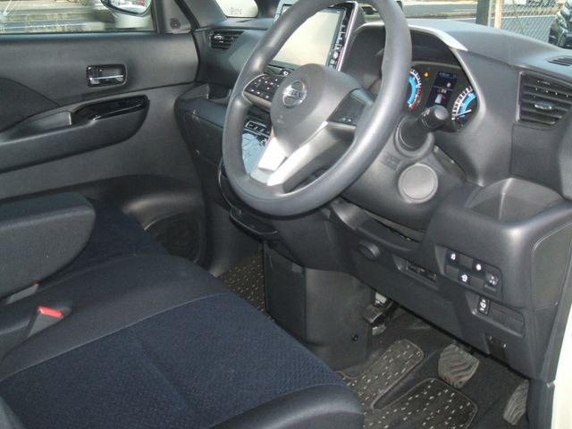 NISSAN ROOX 2021 Image 31