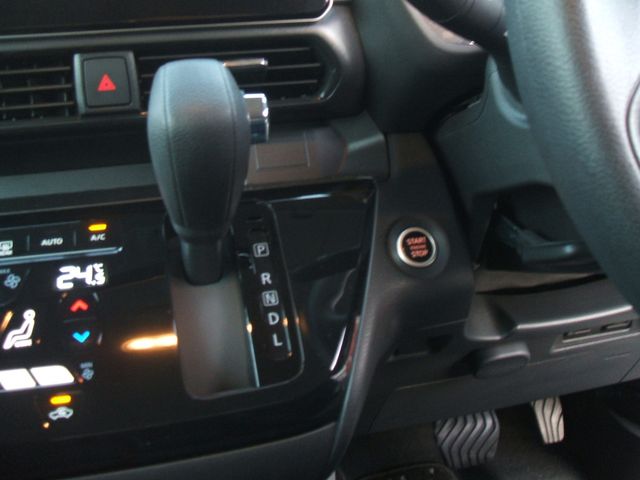 NISSAN ROOX 2021 Image 31