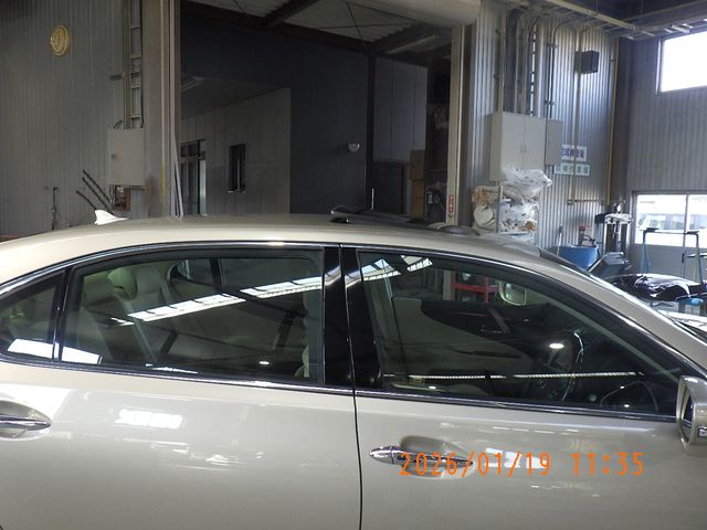 TOYOTA LEXUS LS600HL 2011 Image 31