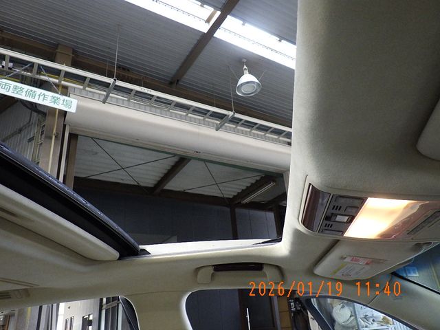 TOYOTA LEXUS LS600HL 2011 Image 31