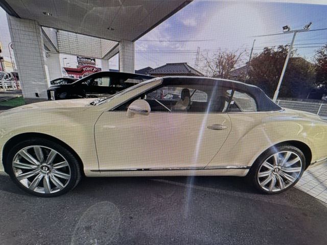 BENTLEY OPEN 2013 Image 31