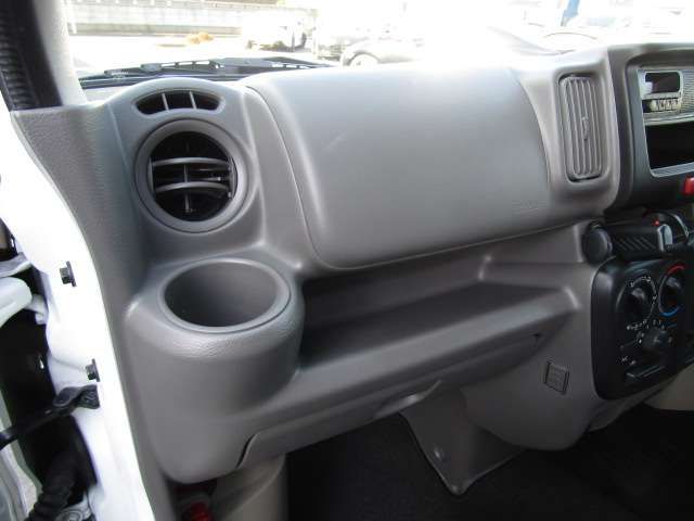 NISSAN NV100 CLIPPER 2023 Image 31