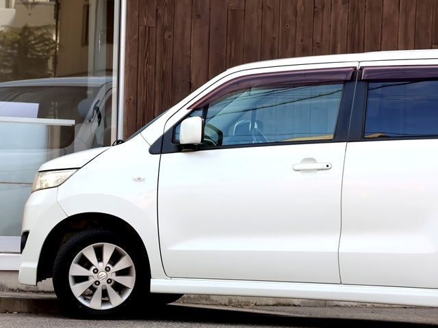 SUZUKI WAGON R STINGRAY 2012 Image 31