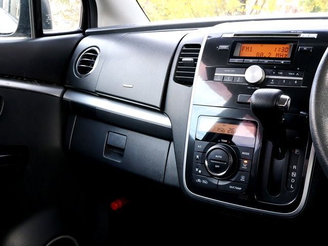 SUZUKI WAGON R STINGRAY 2012 Image 31