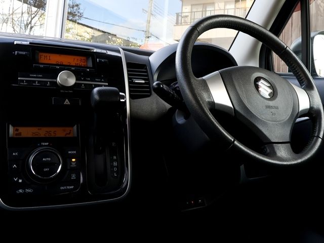 SUZUKI WAGON R STINGRAY 2012 Image 31