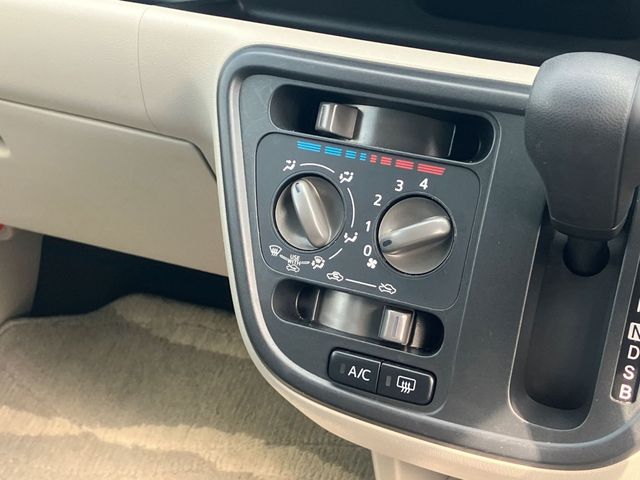 TOYOTA PASSO 4WD 2023 Image 31