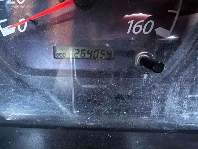 ISUZU ELF 2003 Image 31