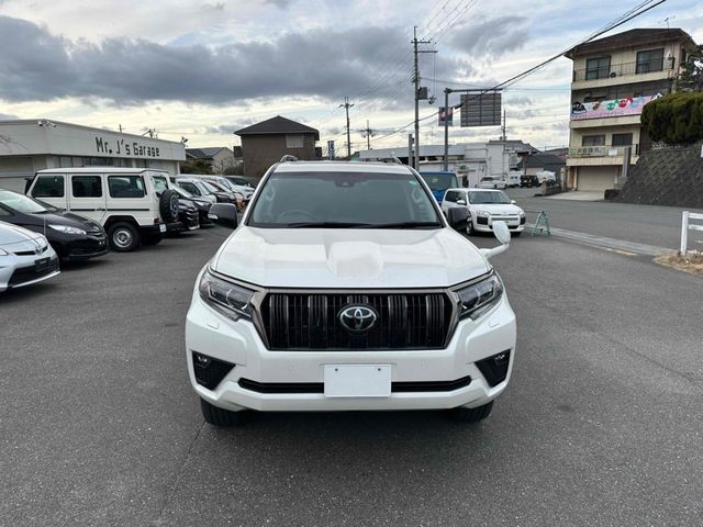 TOYOTA LANDCRUISER PRADO 2021 Image 31