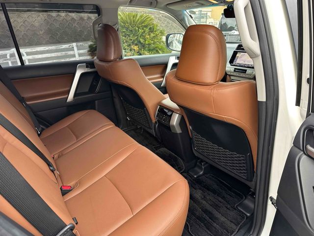 TOYOTA LANDCRUISER PRADO 2021 Image 31