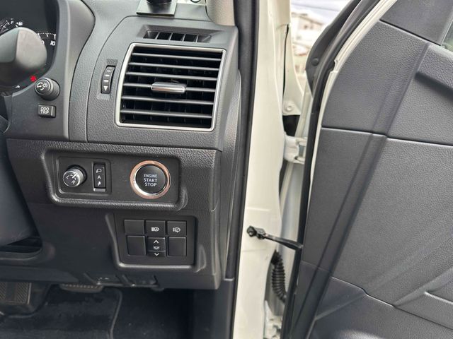 TOYOTA LANDCRUISER PRADO 2021 Image 31