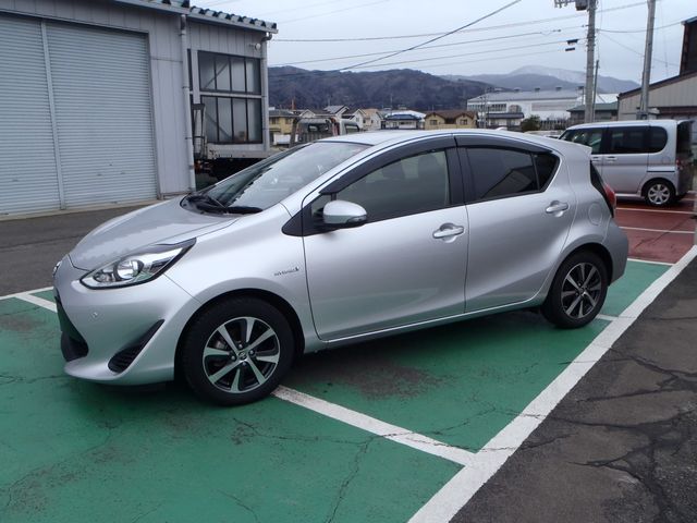 TOYOTA AQUA 2018 Image 31