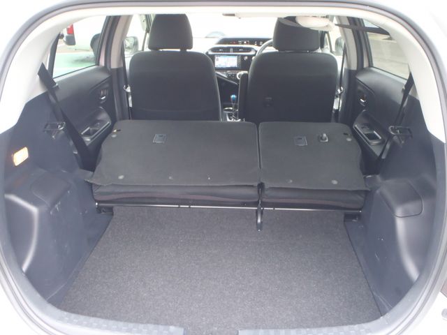 TOYOTA AQUA 2018 Image 31