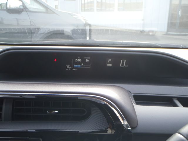 TOYOTA AQUA 2017 Image 31