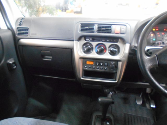 HONDA ACTY VAN 2015 Image 31