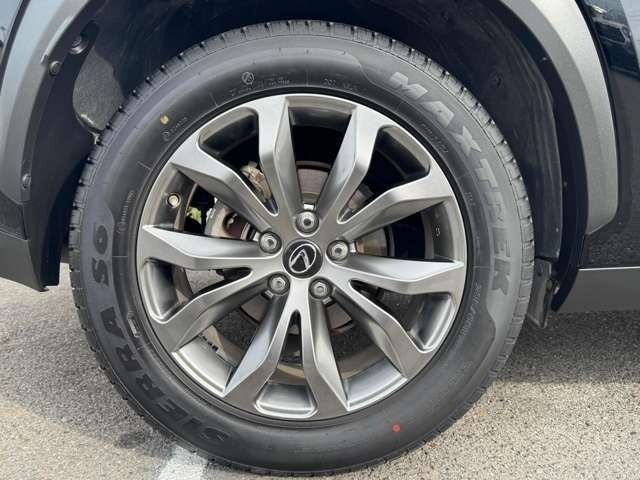 TOYOTA LEXUS NX300H 2017 Image 31