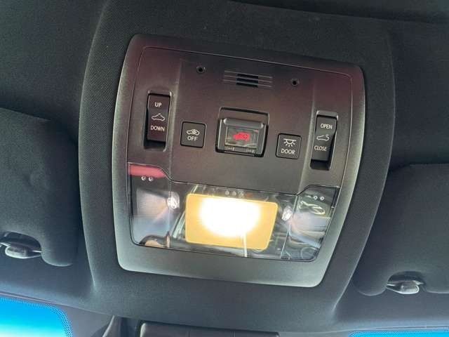 TOYOTA LEXUS NX300H 2017 Image 31