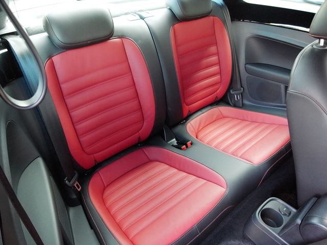 VOLKSWAGEN THE BEETL 2018 Image 31