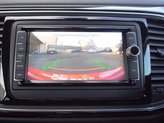 VOLKSWAGEN THE BEETL 2018 Image 31