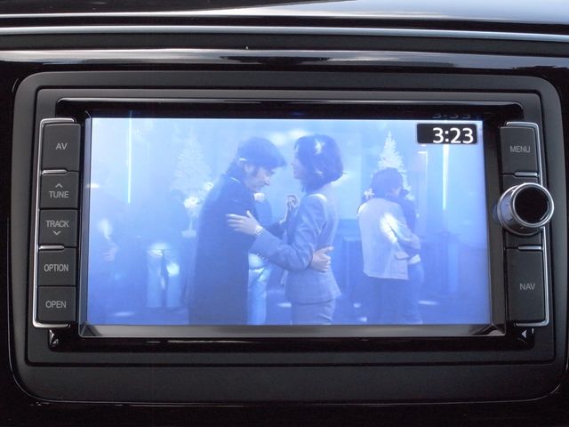 VOLKSWAGEN THE BEETL 2018 Image 31