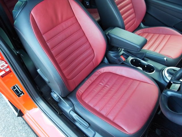 VOLKSWAGEN THE BEETL 2018 Image 31