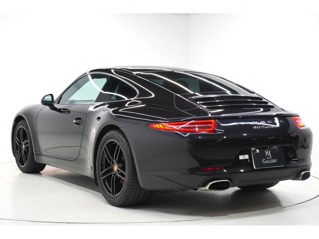 PORSCHE 911 2012 Image 31