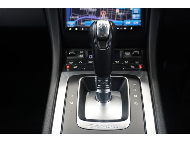 PORSCHE 911 2012 Image 31