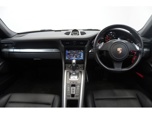 PORSCHE 911 2012 Image 31