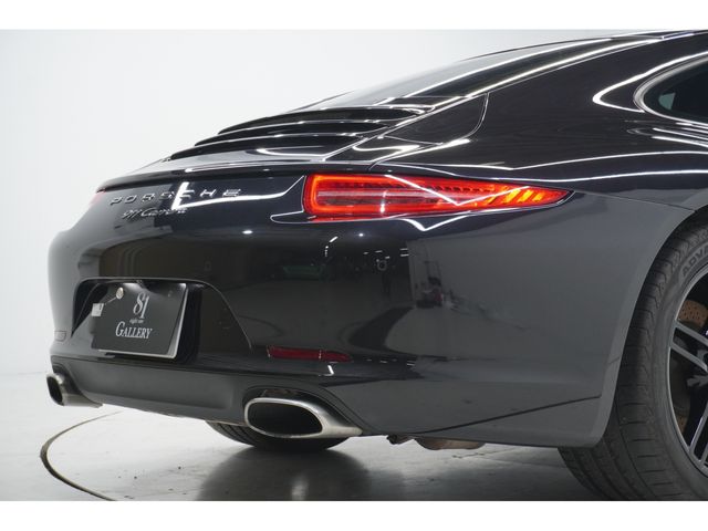 PORSCHE 911 2012 Image 31