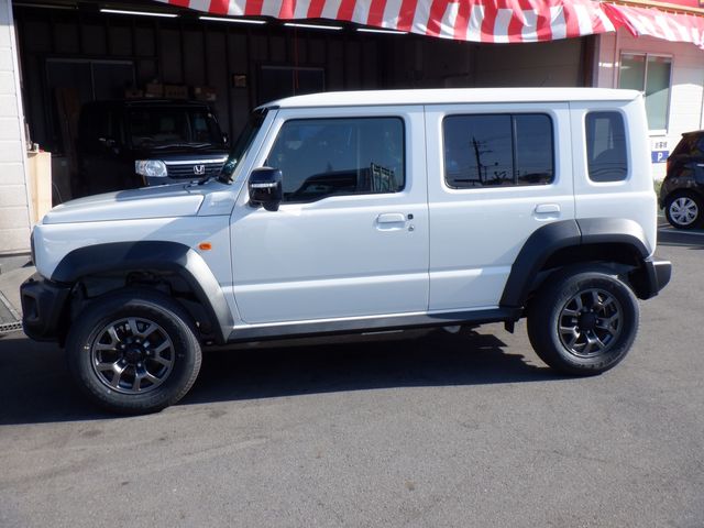 SUZUKI JIMNY NOMADE 2025 Image 31