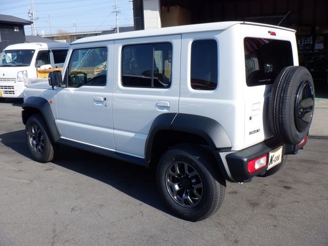 SUZUKI JIMNY NOMADE 2025 Image 31